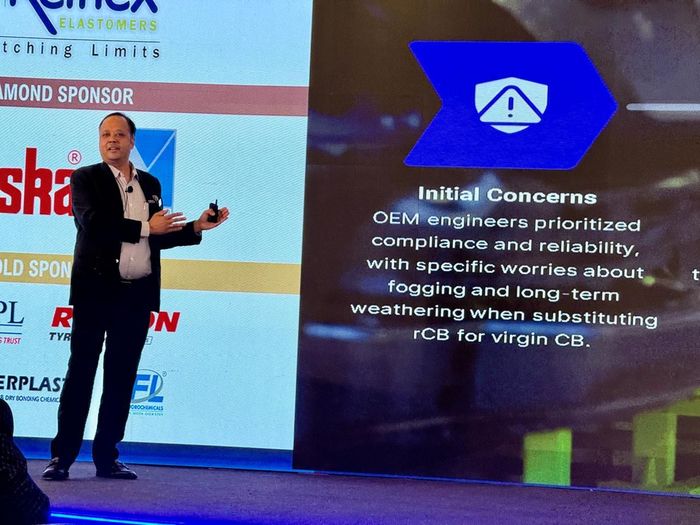 GoGreen presenting the rCB automotive OEM case study on stage at NRC Conference 2025